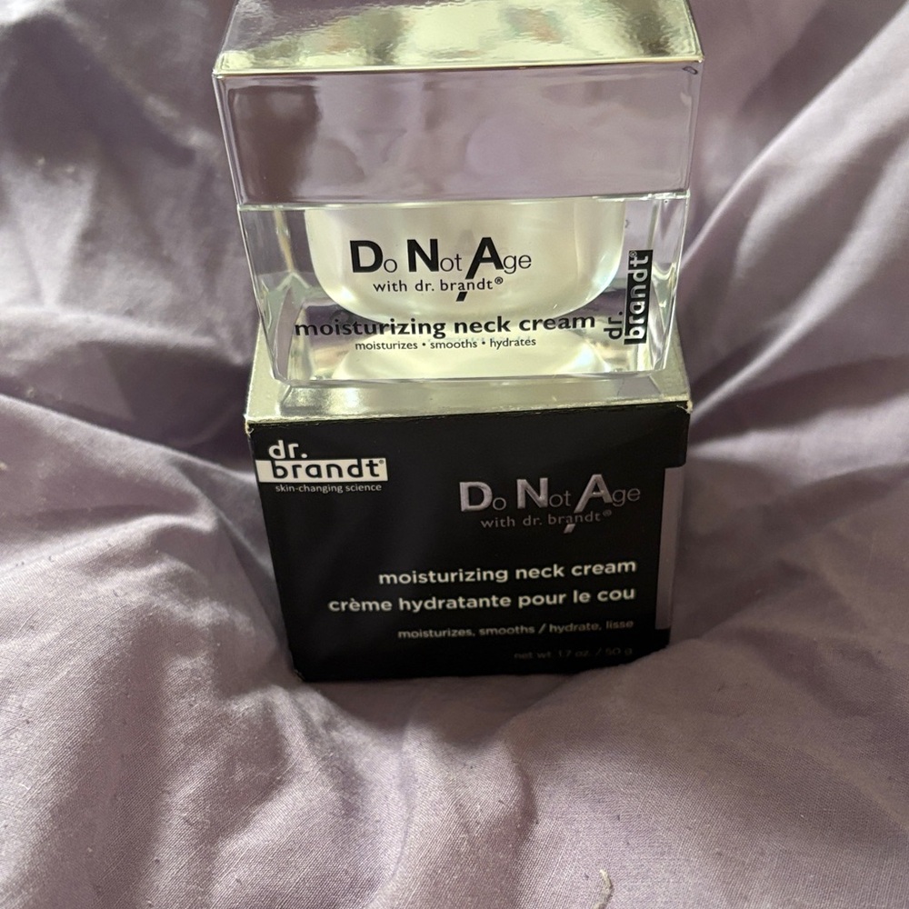 Dr. Brandt DNA Moisturizing Neck Cream - Black - Picture 2 of 2